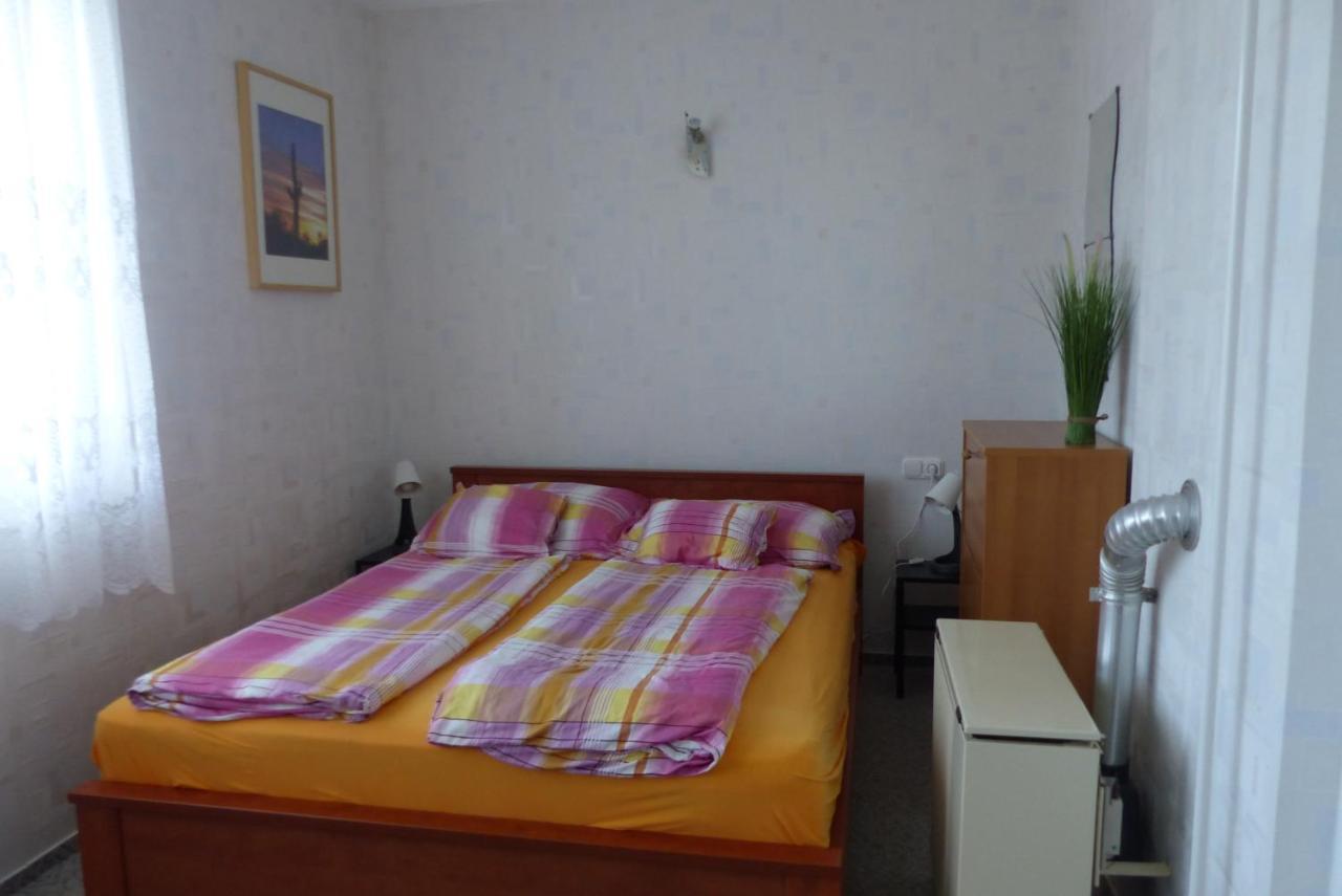 Orwa Apartmanok - Fenyofa Koez Zalakaros Exterior photo
